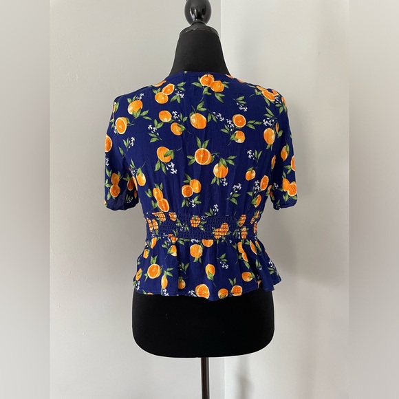 Kaileigh Faux Wrap Citrus Top - Size L - EUC - Picture 3 of 13